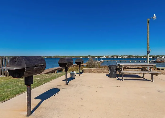 Completely Renovated Gulf View With Pool Hot Tub Tennis And Pickleball Holiday home